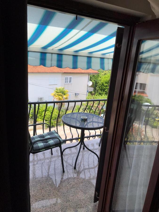 Apartman Jumic Малинска Екстериор снимка