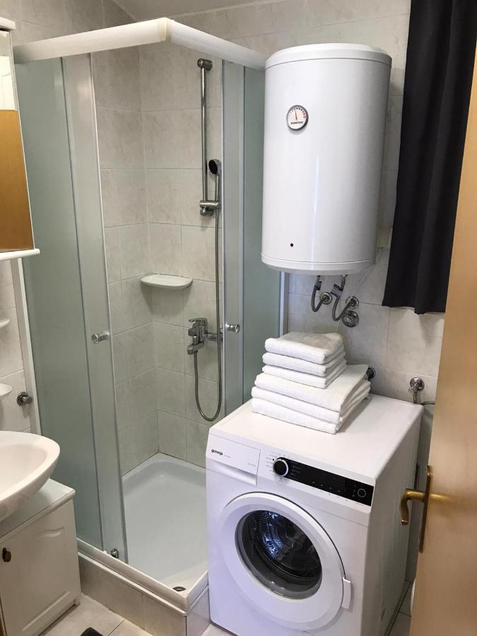 Apartman Jumic Малинска Екстериор снимка