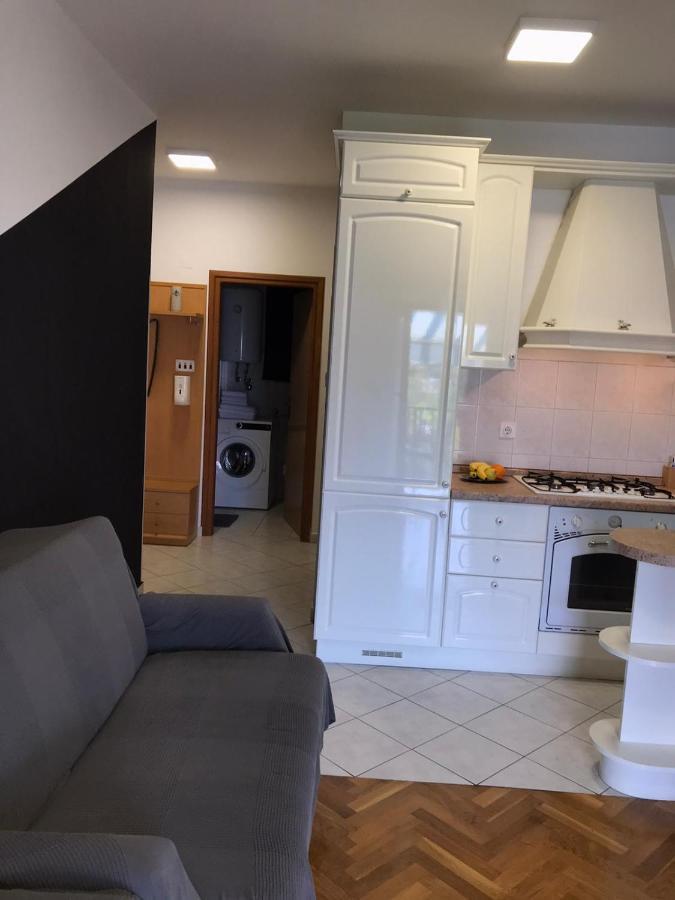 Apartman Jumic Малинска Екстериор снимка